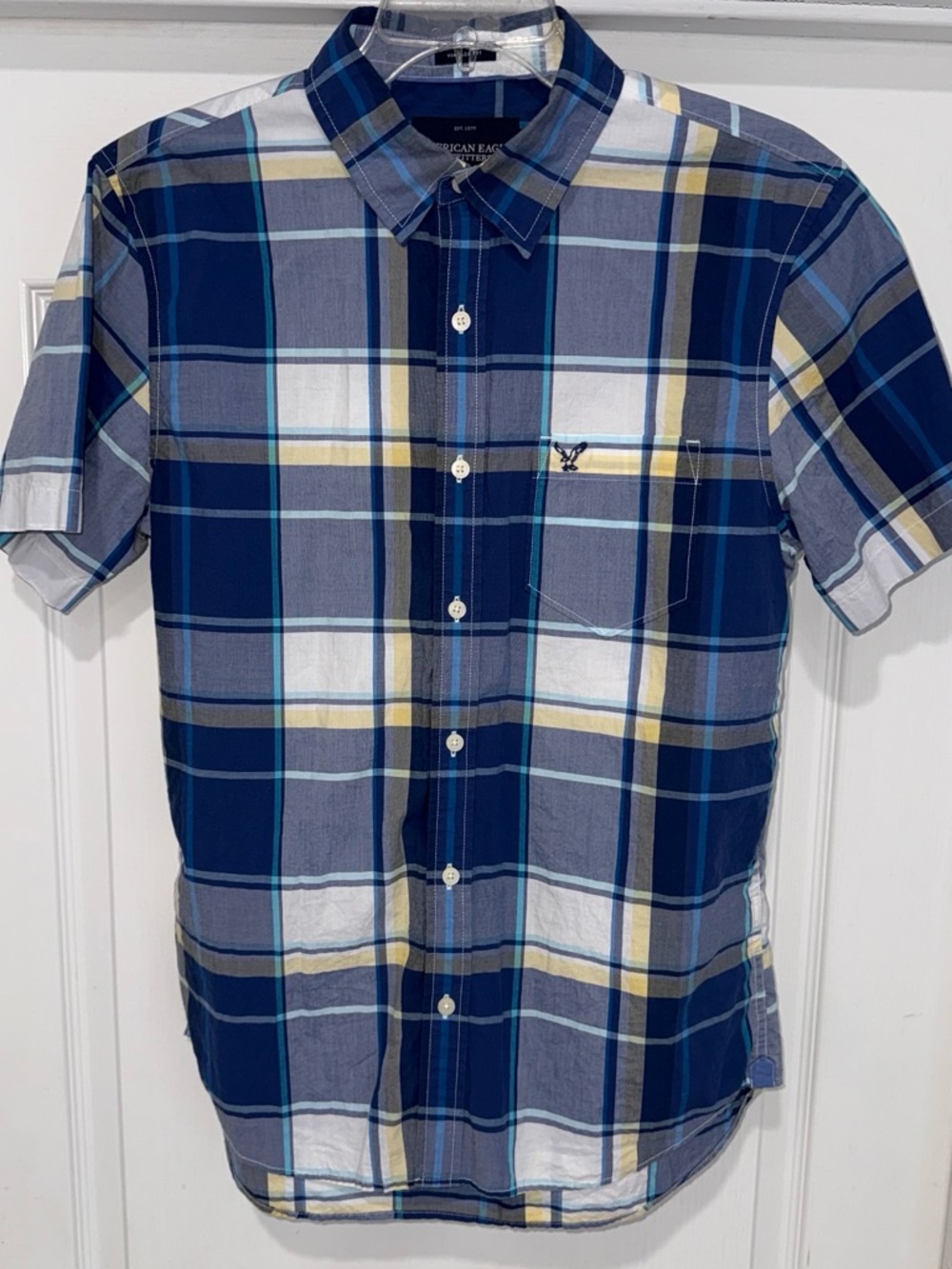 American Eagle Outfitters Blue Plaid Short-Sleeve Button-Up Shirt